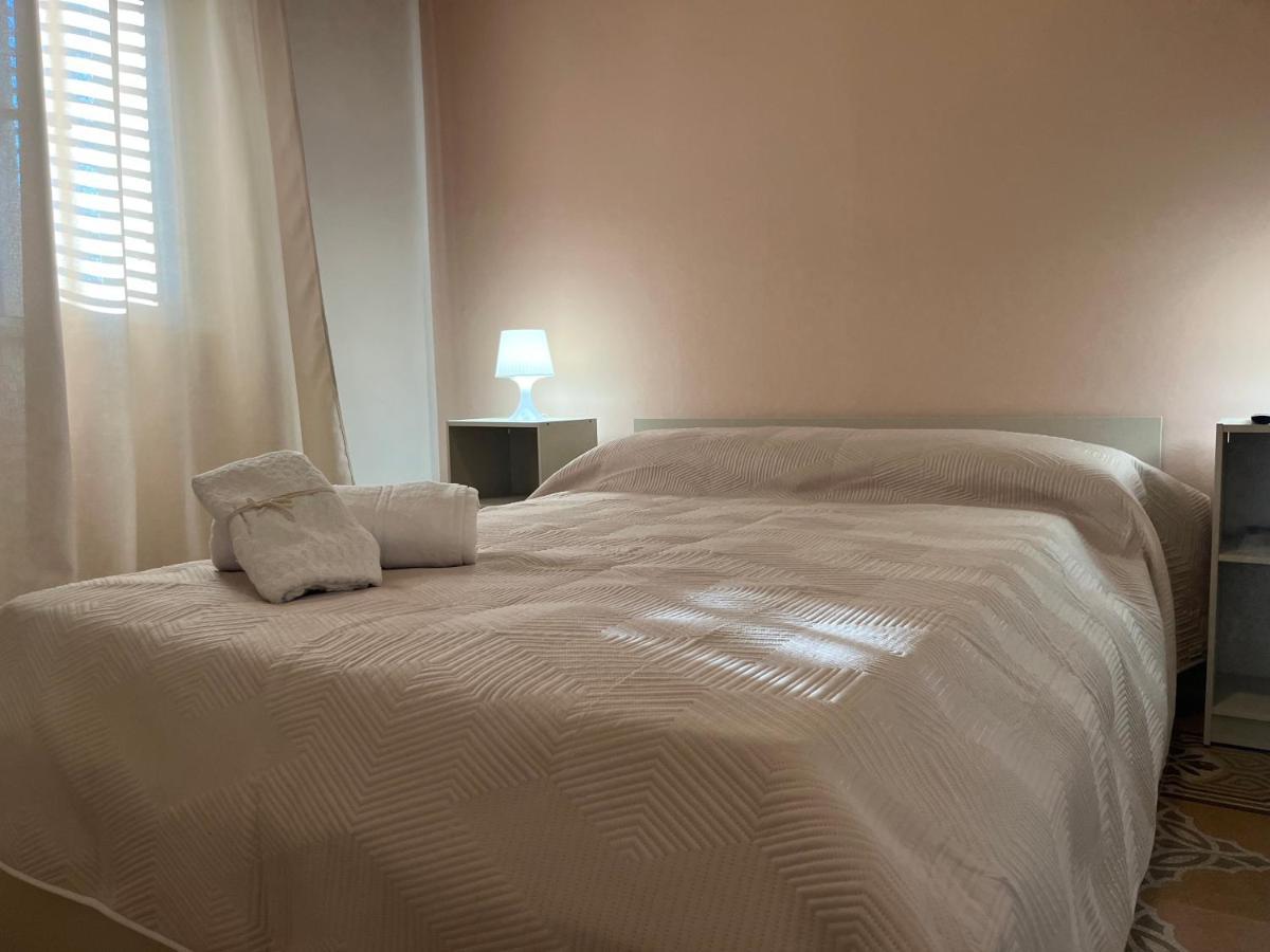 Spyda Apartment Palermo Bagian luar foto