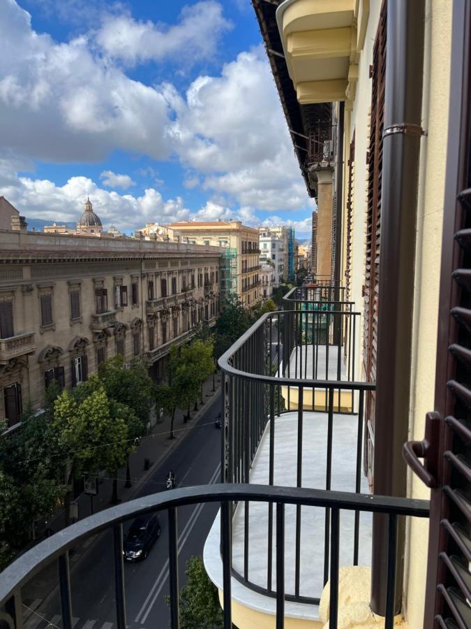 Spyda Apartment Palermo Bagian luar foto