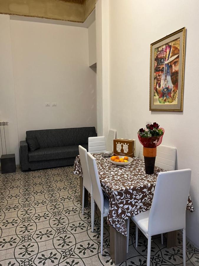 Spyda Apartment Palermo Bagian luar foto