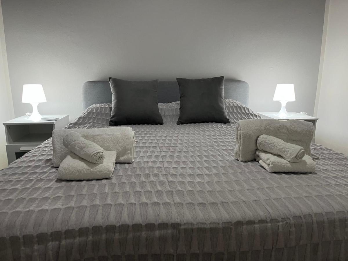 Spyda Apartment Palermo Bagian luar foto