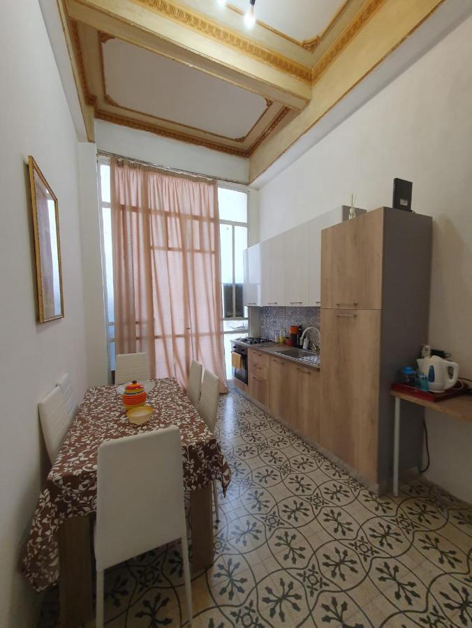 Spyda Apartment Palermo Bagian luar foto